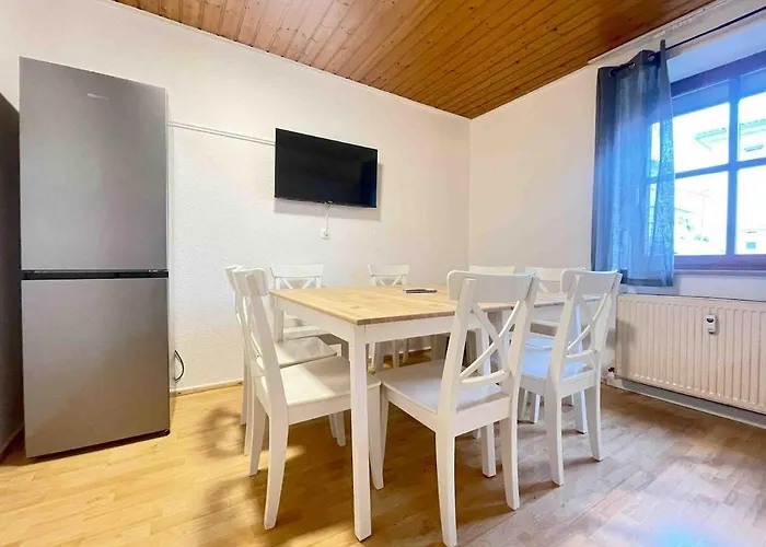 Sad261 Grosse Monteurwohnung Apartman *