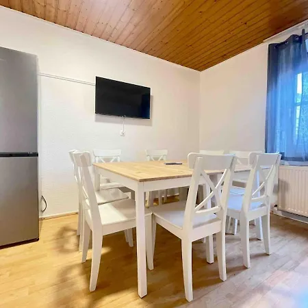 Sad261 Grosse Monteurwohnung Apartament *